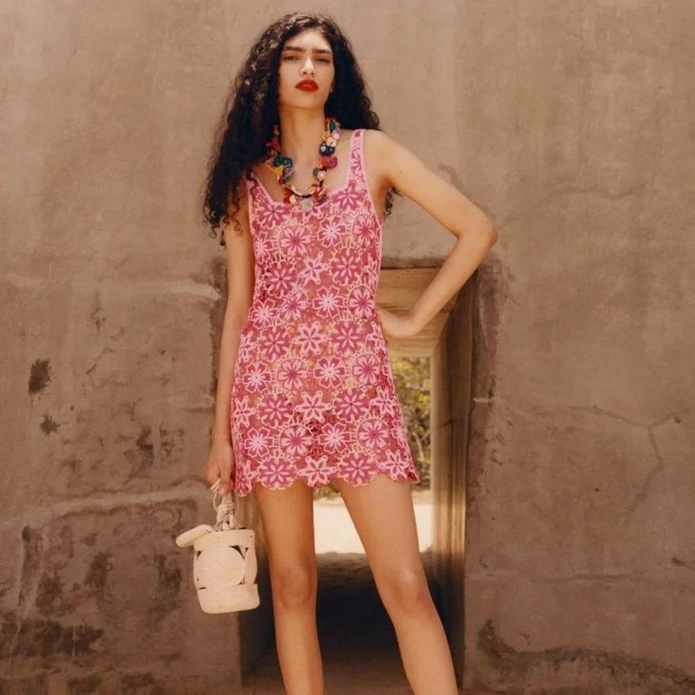 Zara Pink Crotchet dress in size small